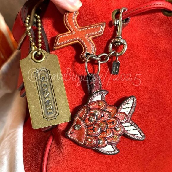 BIG VINTAGE COACH KOI & X CHARM VHTF VIBRANT STACKED LEATHER STUDS GLITTER VGUC - Picture 6 of 16